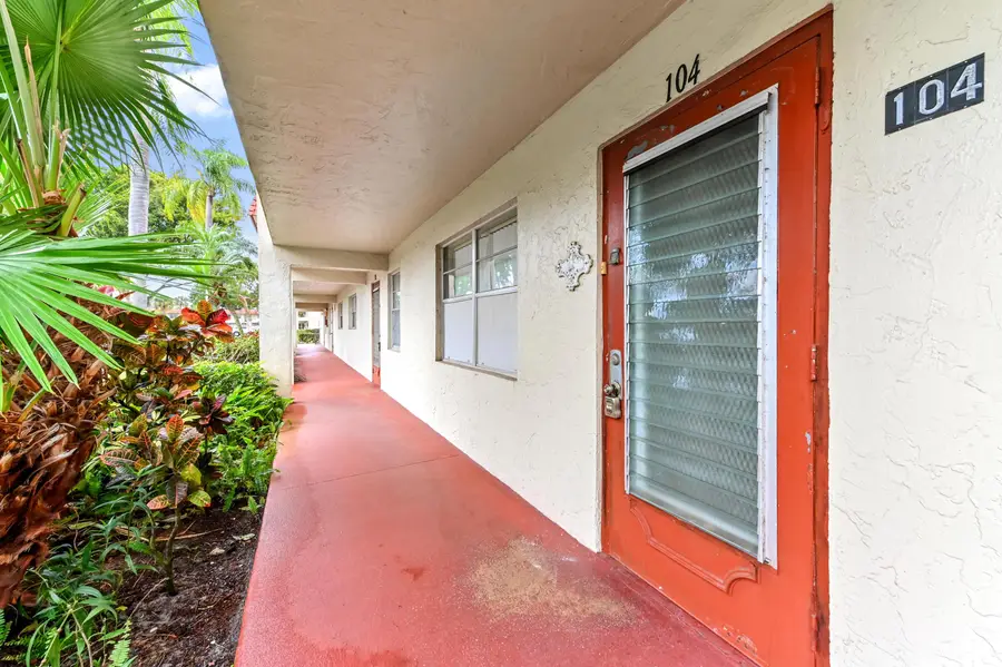 6 Abbey Lane #104, Delray Beach, FL 33446 - Image #2