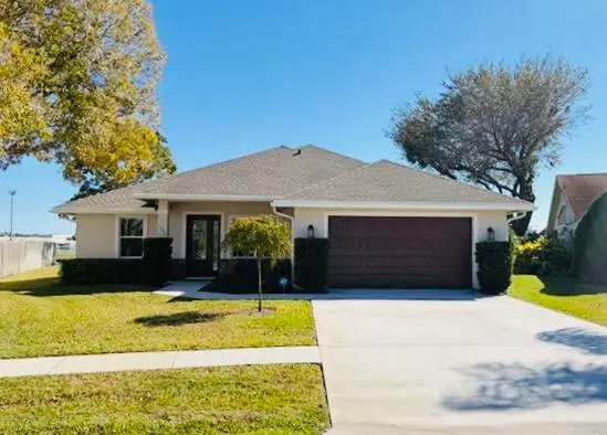 1901 Primrose Lane, Wellington, FL 33414