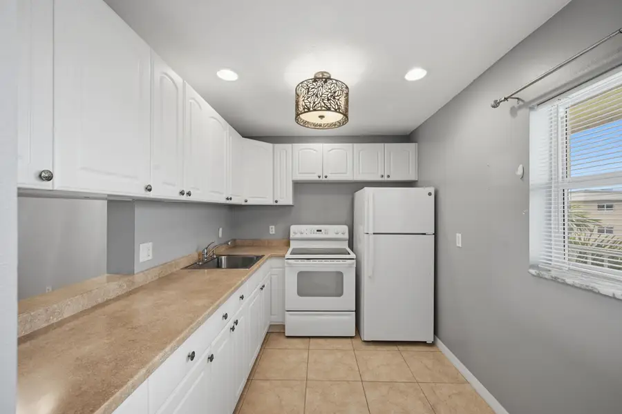 130 NE 26th Avenue #4090, Boynton Beach, FL 33435 - Image #2