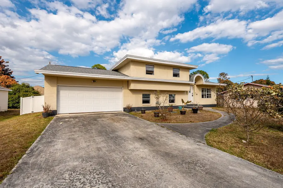 517 NW Floresta Drive, Port Saint Lucie, FL 34983 - Image #2