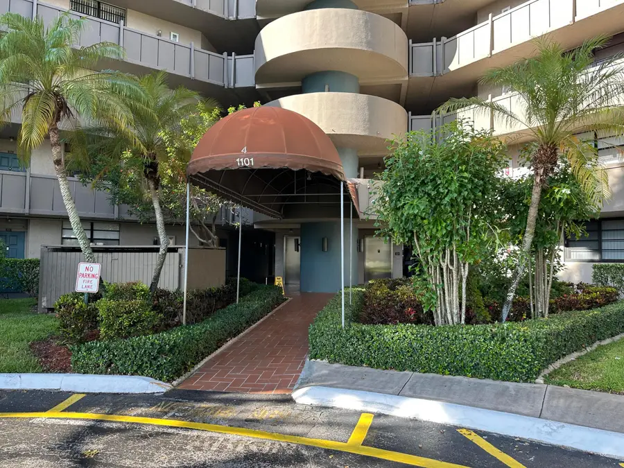 1101 Colony Point Circle #108, Hollywood, FL 33026 - #2