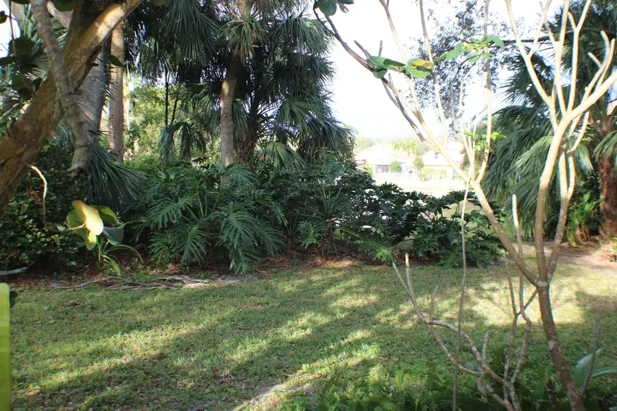 1120 Via Jardin, Riviera Beach, FL 33418 - Image #3