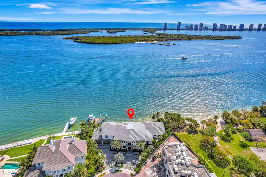 712 Lakeside Circle, North Palm Beach, FL 33408 - #2