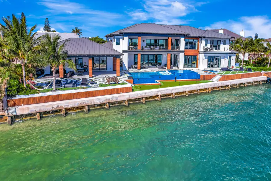 712 Lakeside Circle, North Palm Beach, FL 33408 - #3