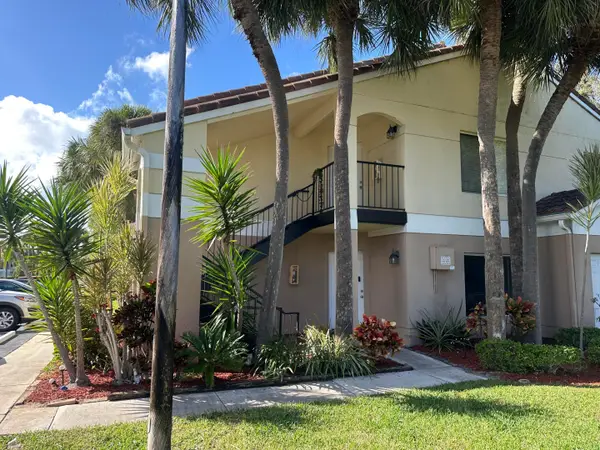 815 W Boynton Beach Boulevard #13-206, Boynton Beach, FL 33426