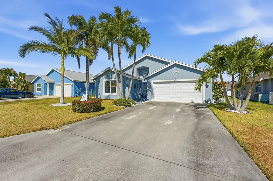 2811 SW Mustang Terrace, Stuart, FL 34997 - Image #3