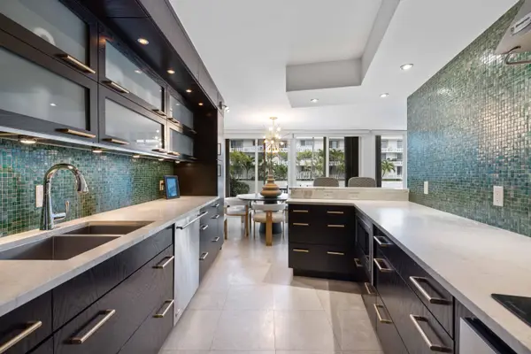 130 Sunrise Avenue #201, Palm Beach, FL 33480