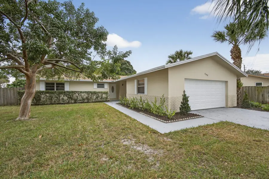 102 Meadowlark Drive, Royal Palm Beach, FL 33411 - Image #2