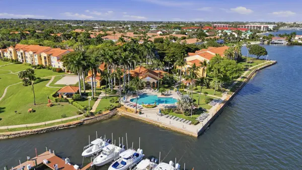 110 Yacht Club Way #306, Hypoluxo, FL 33462