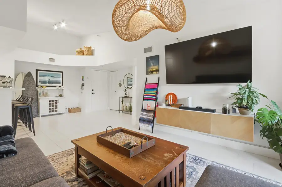 110 Yacht Club Way #306, Hypoluxo, FL 33462 - Image #3