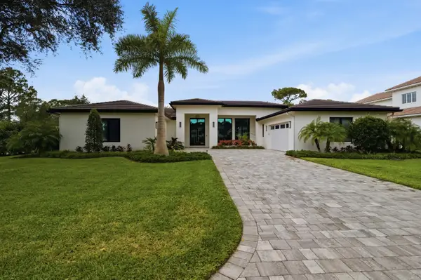 10200 SE Sandpine Lane, Hobe Sound, FL 33455