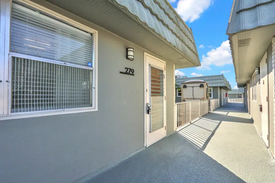 279 Flanders #F, Delray Beach, FL 33484 - #2