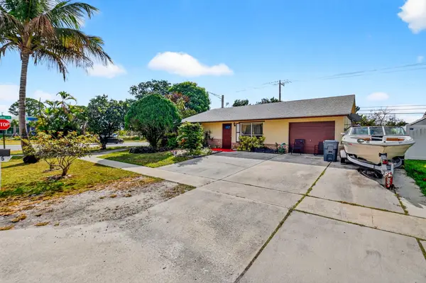 4875 Poseidon Place, Lake Worth, FL 33463