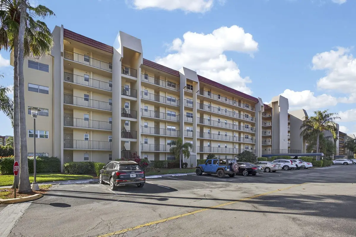 3590 Via Poinciana #202, Lake Worth, FL 33467 - #1