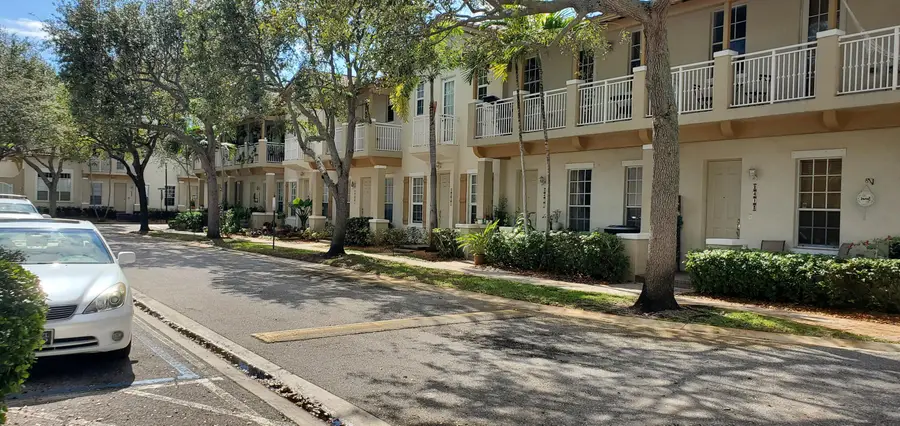 2407 NW 5th Street, Boynton Beach, FL 33426 - Image #2