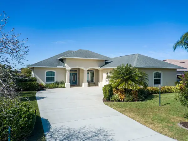907 Yearling Trail, Sebastian, FL 32958