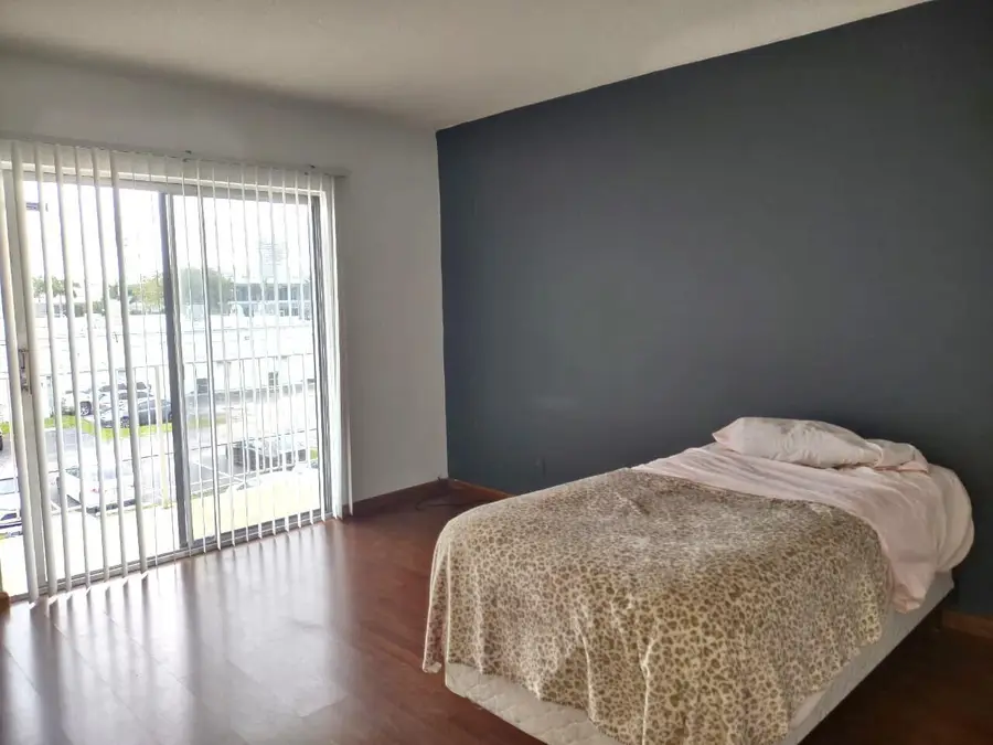 1100 NE 1st Court #305, Hallandale Beach, FL 33009 - #3