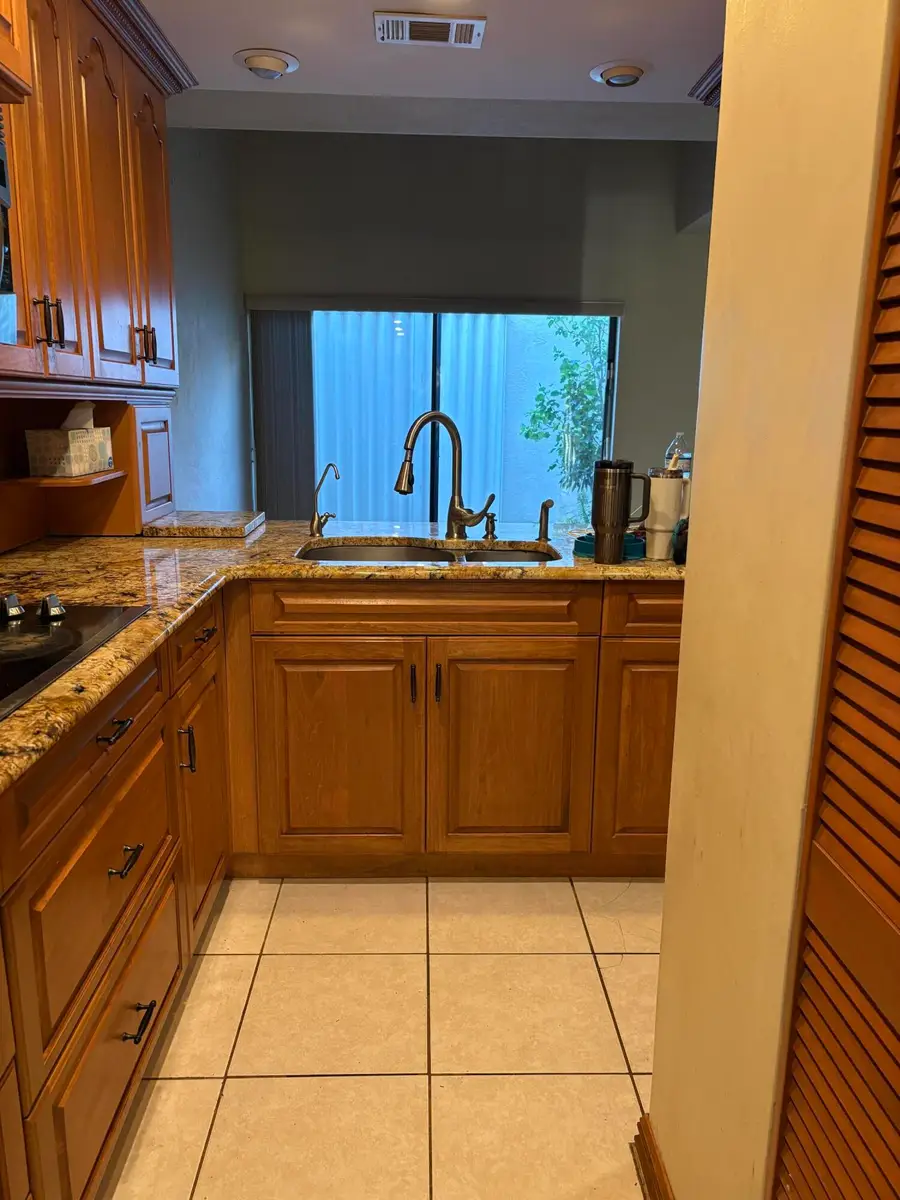 3467 NW 17th Terrace, Oakland Park, FL 33309 - Image #2