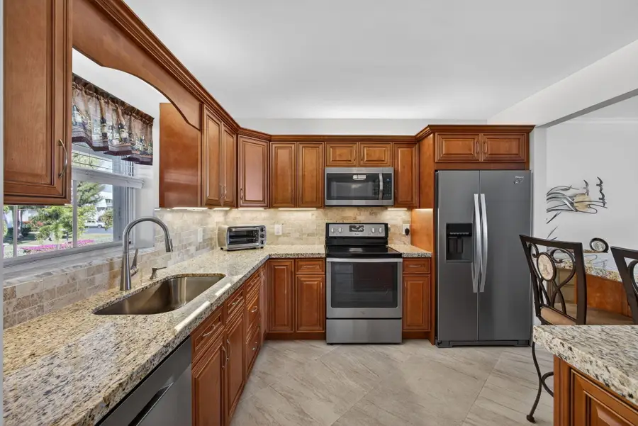 1101 Sugar Sands Boulevard #7, Singer Island, FL 33404 - Image #2