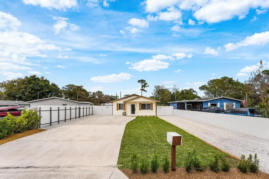 5923 Mango Road, West Palm Beach, FL 33413 - #2