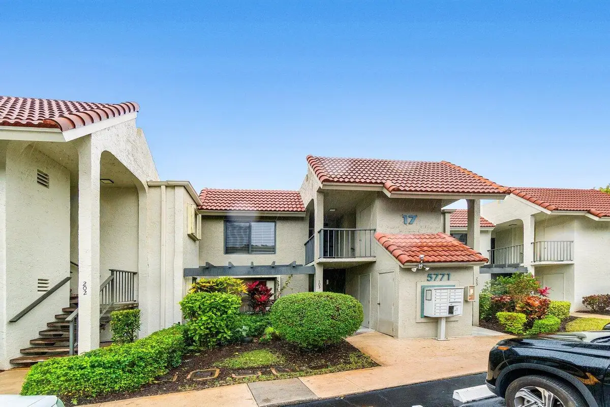 5771 Fairway Park Court #103, Boynton Beach, FL 33437 - Image #1