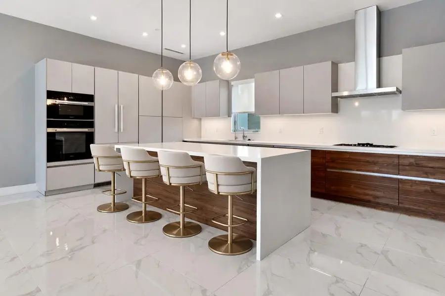 15 SE 11th Avenue, Fort Lauderdale, FL 33301 - Image #3