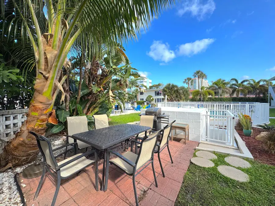 2815 NE 33rd Avenue #106, Fort Lauderdale, FL 33308 - Image #2
