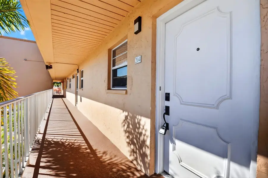 2515 NE 2nd Court #204, Boynton Beach, FL 33435 - Image #2