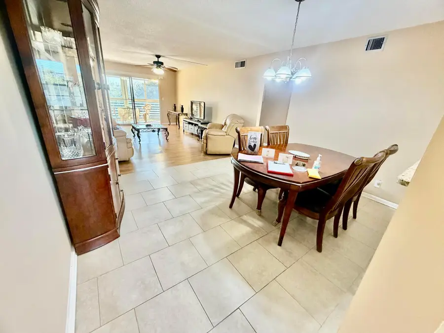 2305 Lucaya Lane #D4, Pompano Beach, FL 33066 - #3