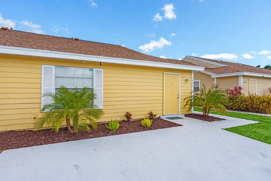 1662 Royal Forest Court, West Palm Beach, FL 33406 - Image #2