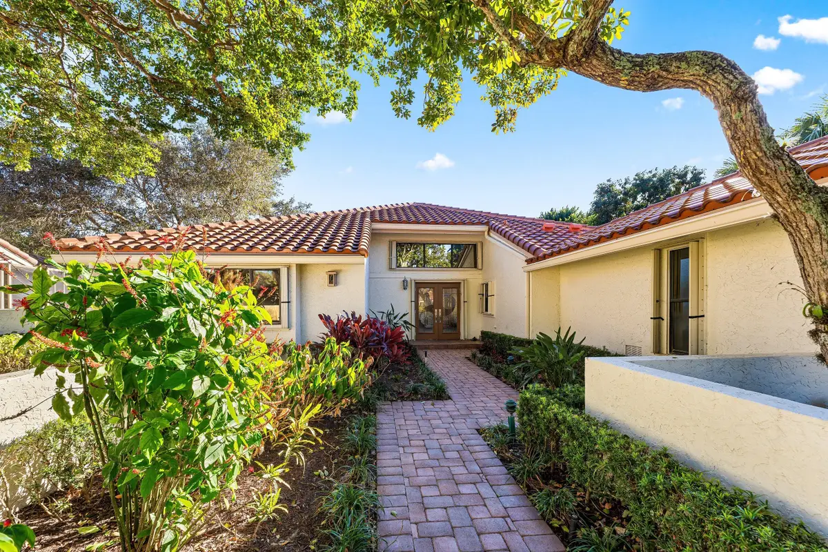 39 Hampshire Lane, Boynton Beach, FL 33436 - Image #1