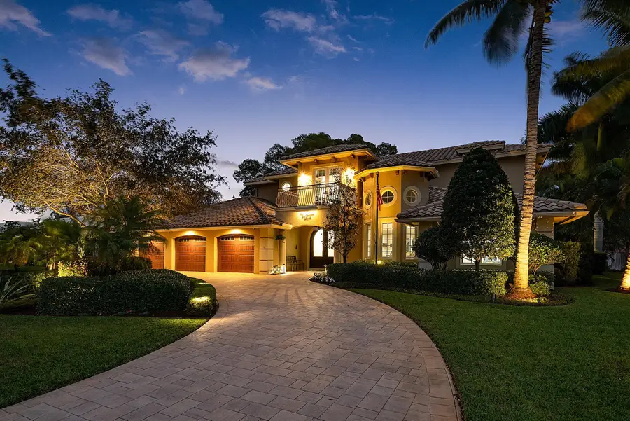 228 Orange Tree Drive, Atlantis, FL 33462 - Image #2