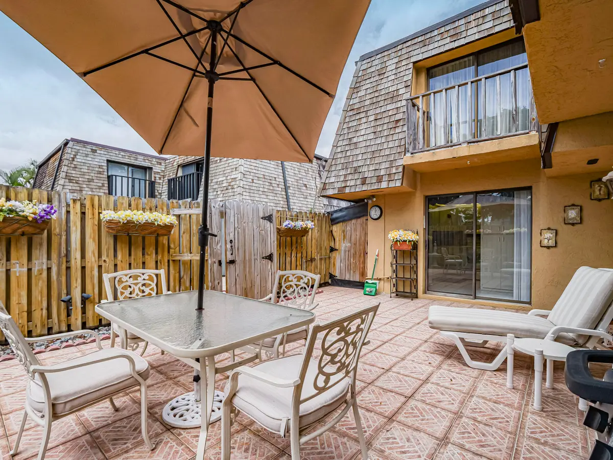 510 N Tropic Lane #10d, Vero Beach, FL 32960 - Image #1