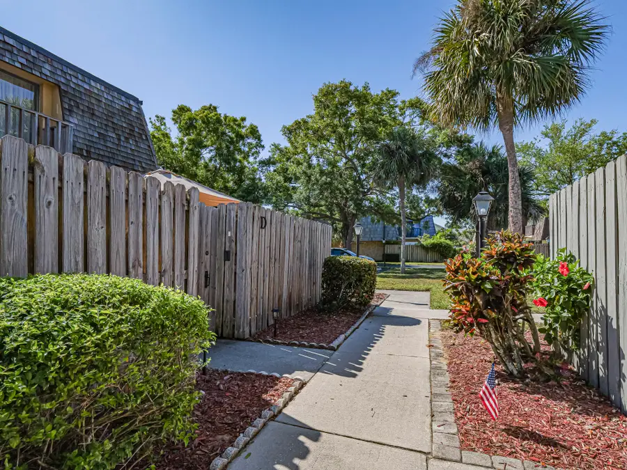 510 N Tropic Lane #10d, Vero Beach, FL 32960 - Image #3