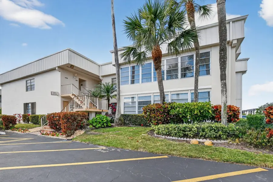 118 Capri #C, Delray Beach, FL 33484 - Image #3