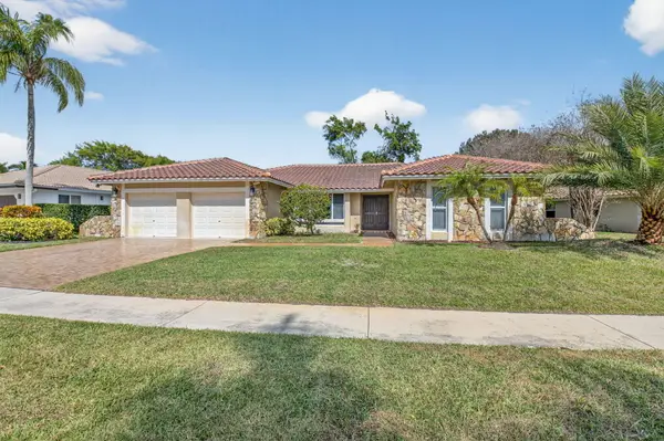 10185 Harbourtown Court, Boca Raton, FL 33498