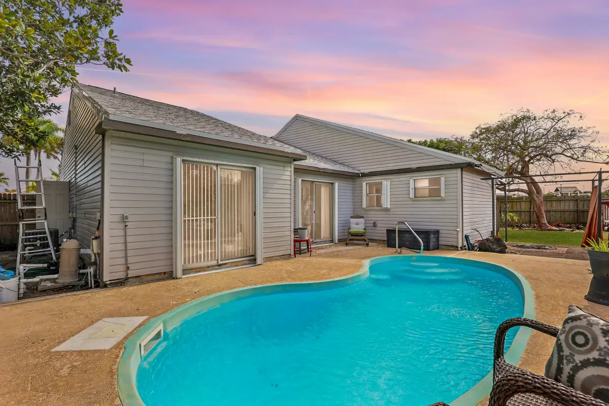 7842 W Blairwood Circle, Lake Worth, FL 33467 - Image #1