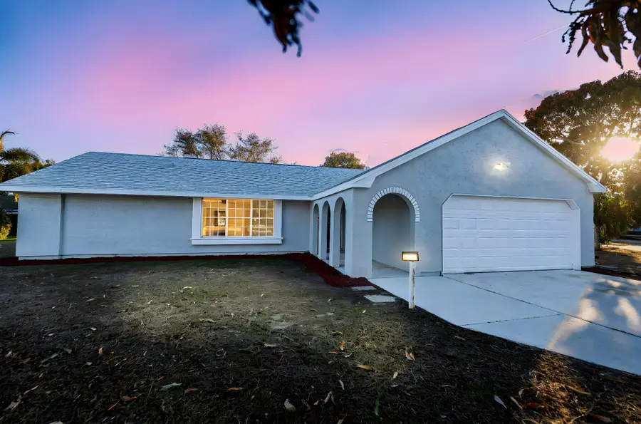 1522 SE Hearne Court, Port Saint Lucie, FL 34952 - #2