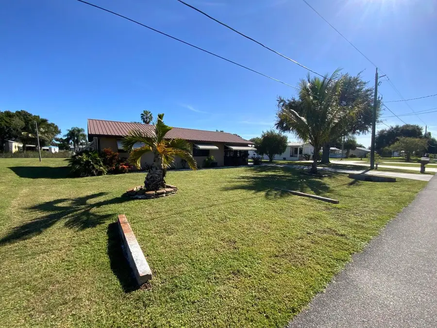 1095 Chobee Loop, Okeechobee, FL 34974 - #3