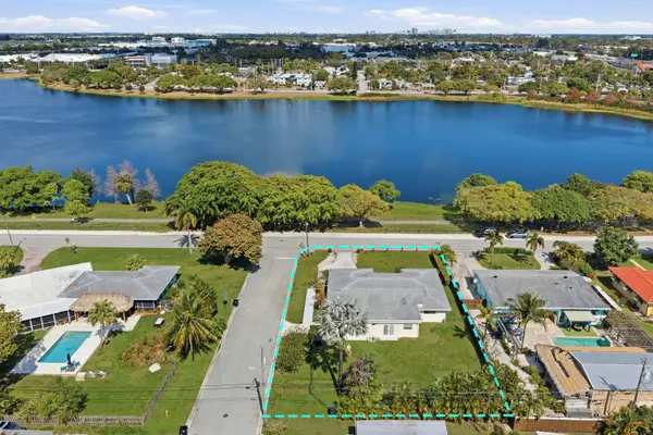 1814 Lake Osborne Drive, Lake Worth Beach, FL 33461