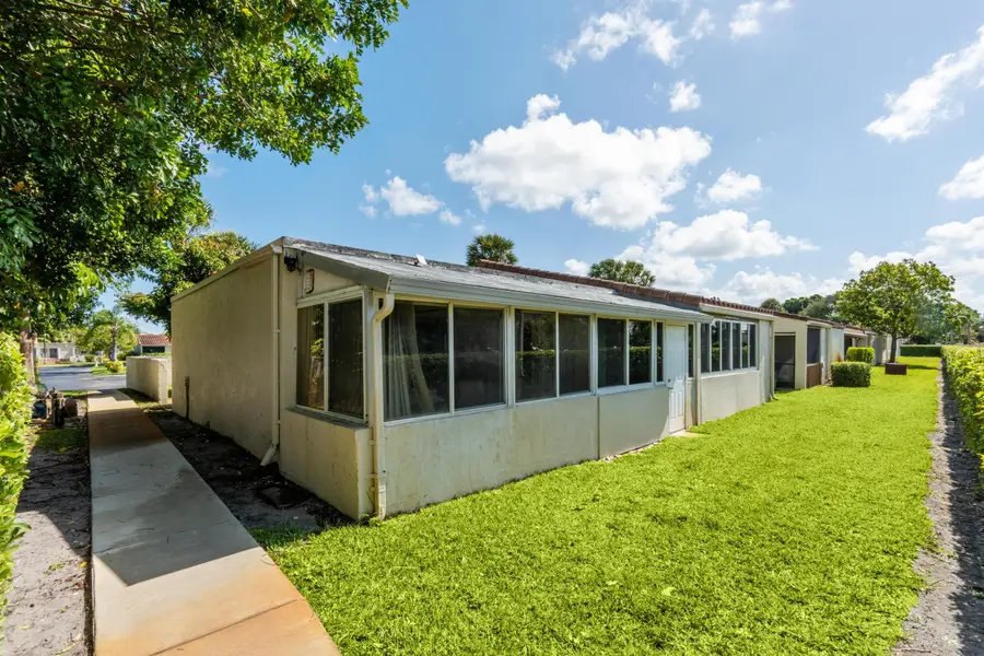 2538 Boundbrook Drive S #140, Palm Springs, FL 33406 - #2