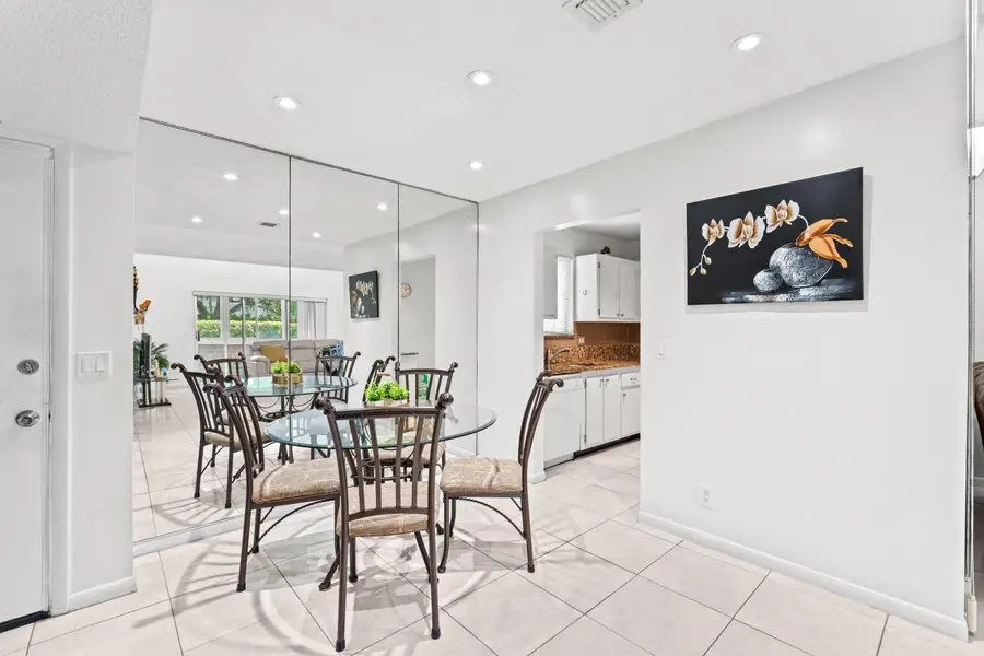 2538 Boundbrook Drive S #140, Palm Springs, FL 33406 - #3