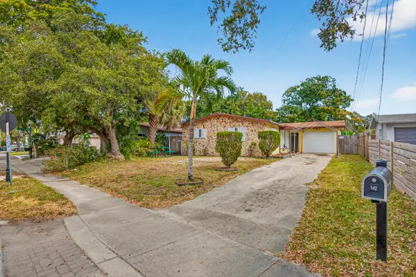 142 NW 8th Avenue, Dania Beach, FL 33004