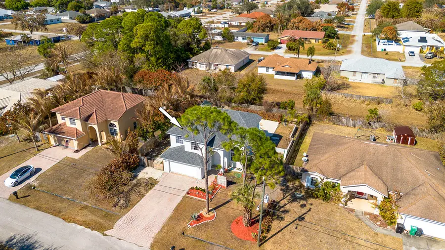 677 NW Marion Avenue, Port Saint Lucie, FL 34983 - #2