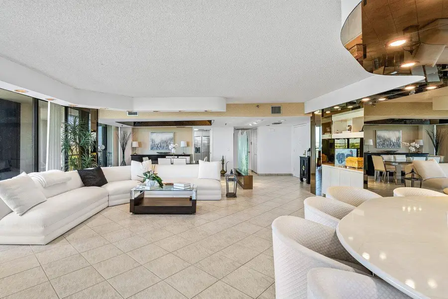 2427 Presidential Way #701, West Palm Beach, FL 33401 - #3