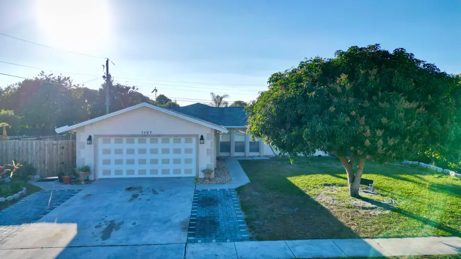 1107 Woodcrest Road W, West Palm Beach, FL 33417 - #3