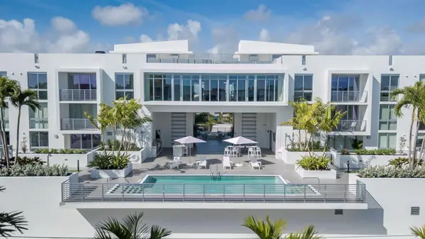 111 SE 1st Avenue #218, Delray Beach, FL 33444