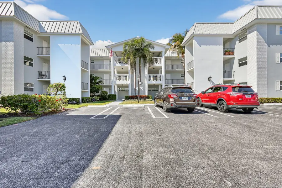 10 Colonial Club Drive #305, Boynton Beach, FL 33435 - #3