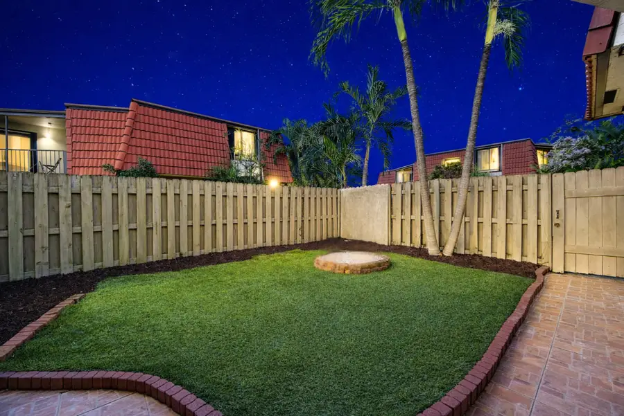 3849 Victoria Drive, West Palm Beach, FL 33406 - #3