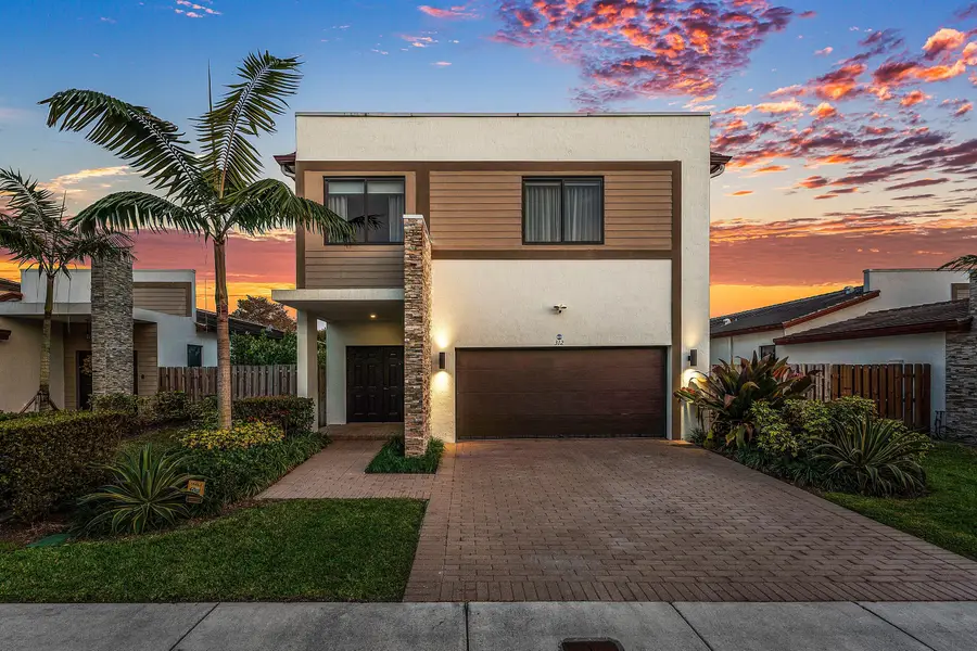 312 NE 210th Way, Miami, FL 33179 - #2